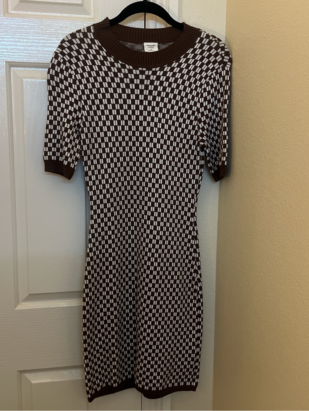 Abercrombie & Fitch Checker Knit Short-Sleeve Dress